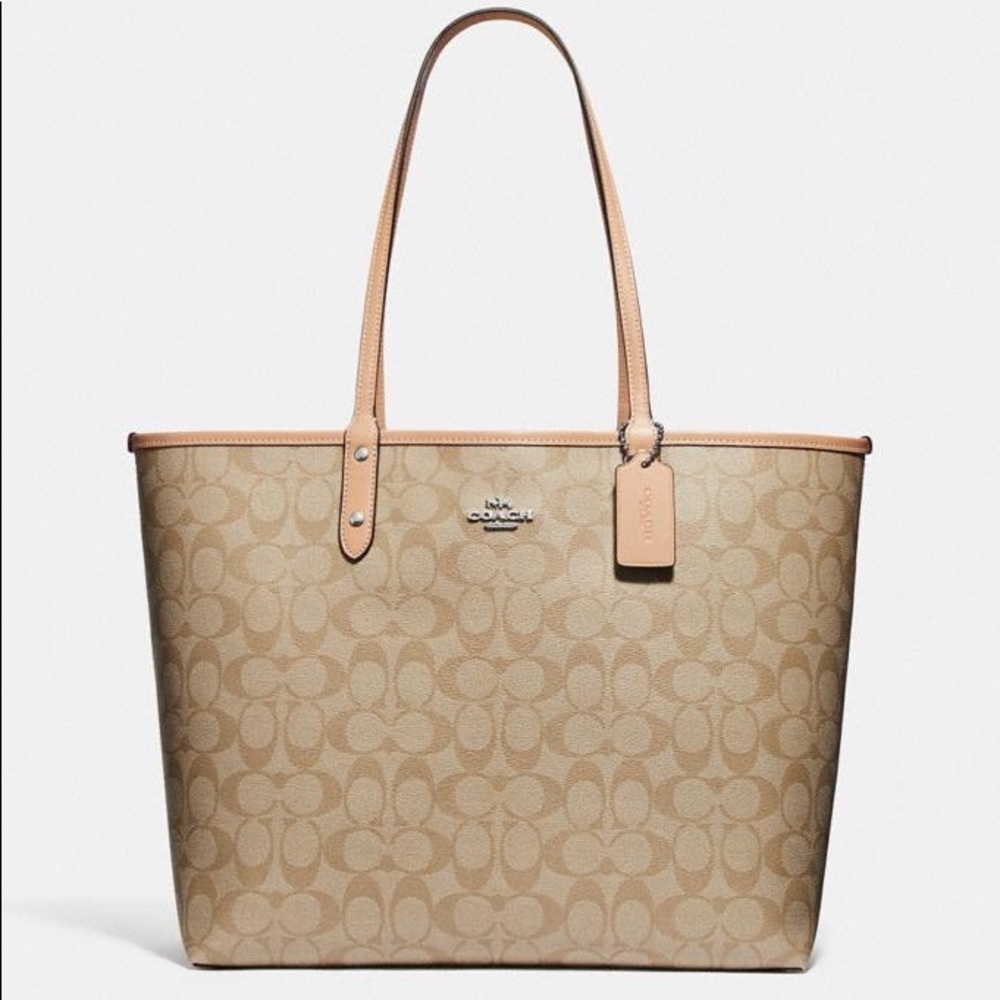 💕NWT! Coach Reversible Pink/Khaki Tote &Wristlet - Picture 3 of 4